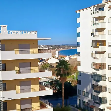 Casa *